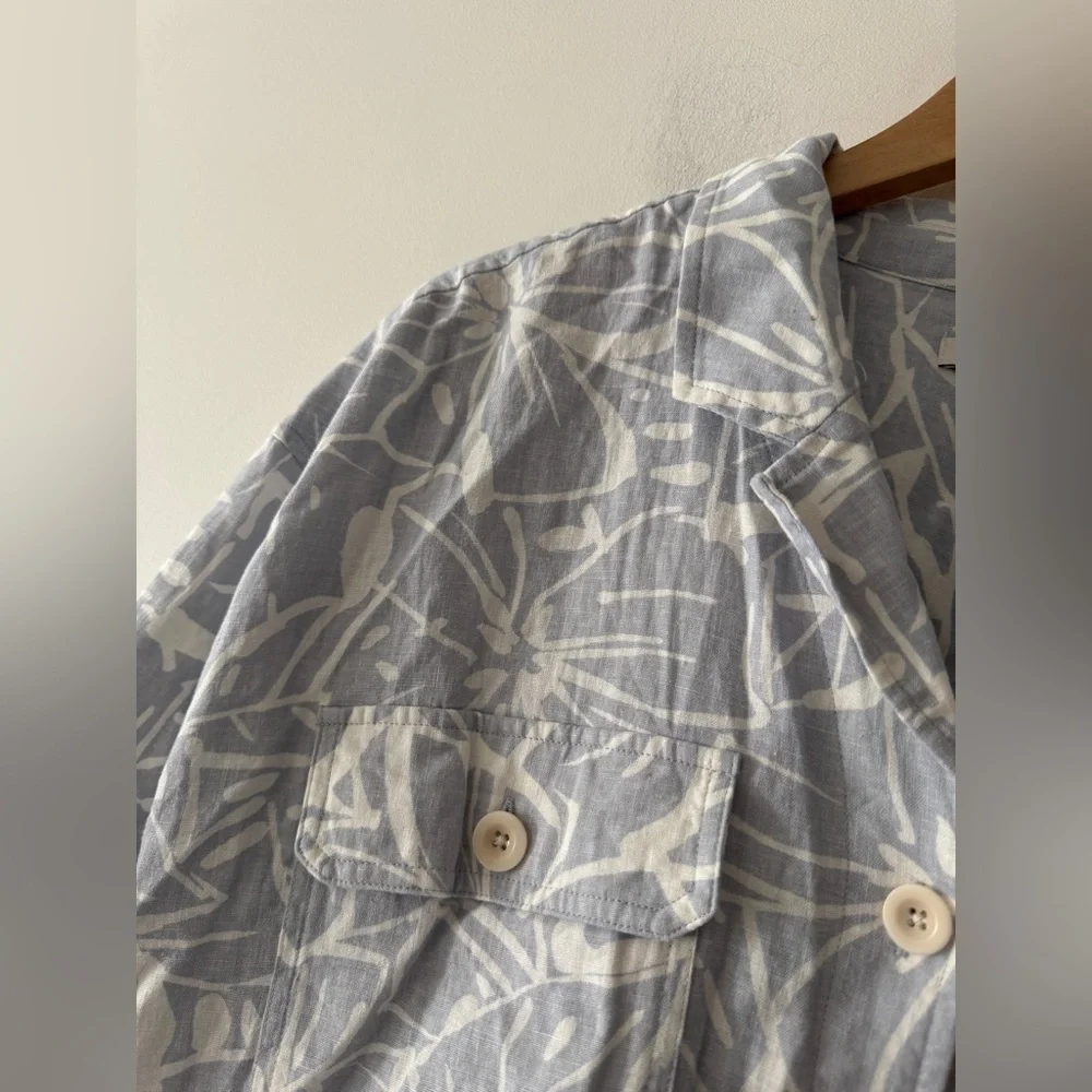 Madewell Linen Blend Camp Shirt in Abstract Flora Button Down - Picture 5 of 9